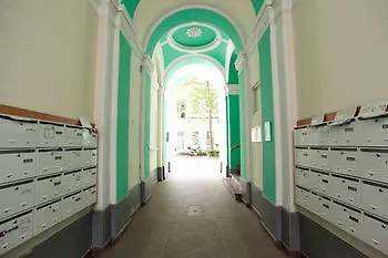 Jokai 1 *